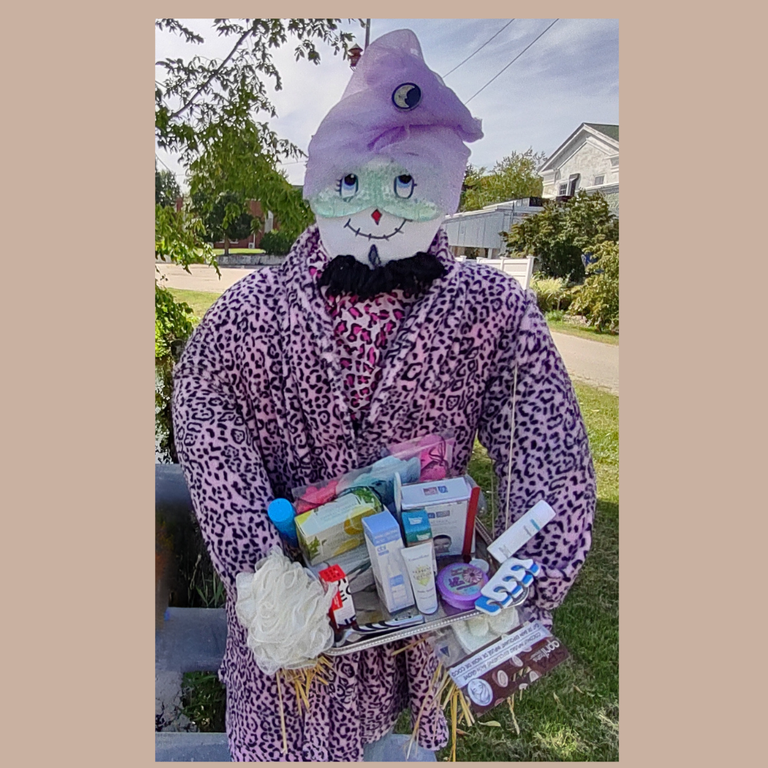 scarecrow 16.png